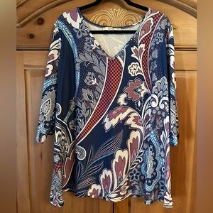 Sakura Navy and Red Paisley V Neck l/s Tee